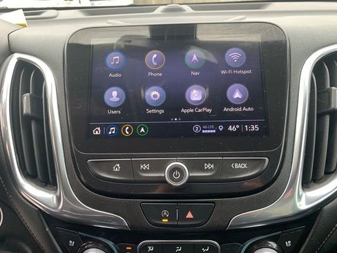 Used 2023 Chevrolet Equinox Premier AWD/4WD image 23