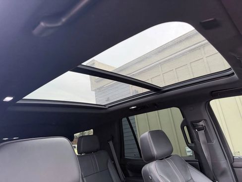 Used 2023 Chevrolet Tahoe RST image 30