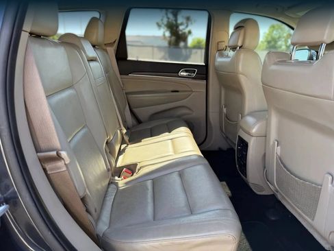 Used 2015 Jeep Grand Cherokee Limited w/ Luxury Group II AWD/4WD image 20