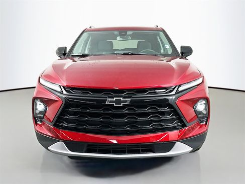 New 2025 Chevrolet Blazer LT w/ Convenience Package image 2