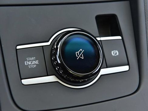 New 2026 Volkswagen Tiguan SE AWD/4WD image 17