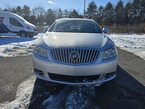Used 2011 Buick LaCrosse CXL image 8