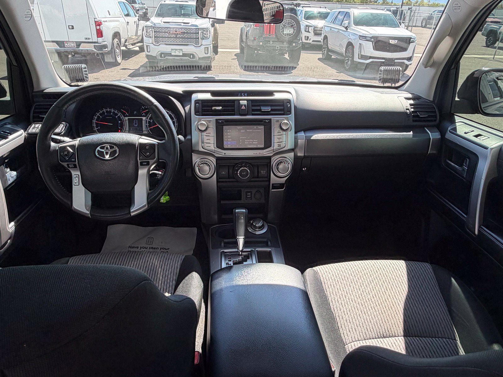 Used 2017 Toyota 4Runner SR5 AWD/4WD image 29