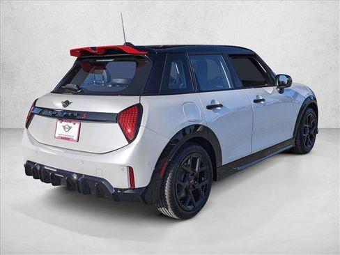 New 2026 MINI Cooper S image 2
