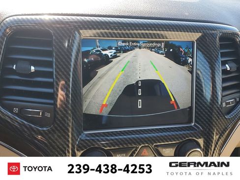 Used 2018 Jeep Grand Cherokee Limited w/ Luxury Group II image 26