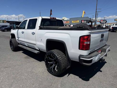 Used 2019 GMC Sierra 2500 Denali AWD/4WD image 4