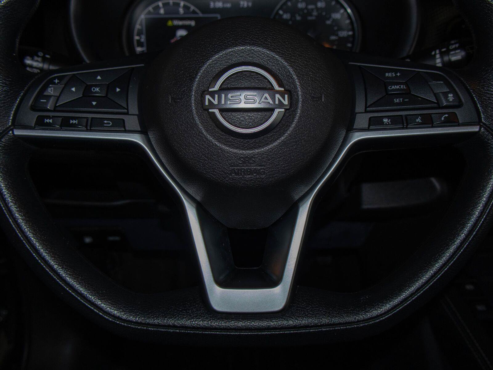 Used 2022 Nissan Kicks SV FWD image 11
