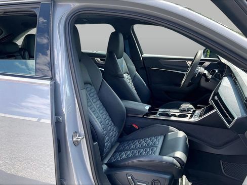 Used 2025 Audi RS 6 performance AWD/4WD image 8