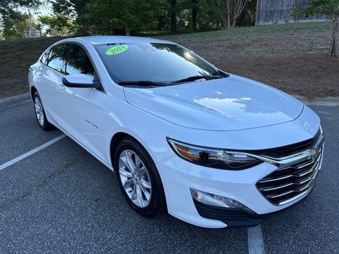 Used 2024 Chevrolet Malibu LT FWD image 1