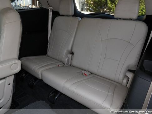 Used 2019 Buick Enclave Essence FWD image 13