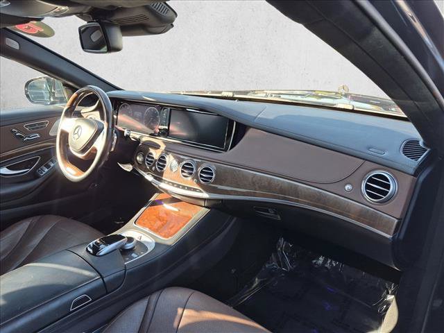Used 2015 Mercedes-Benz S 550 Sedan image 21