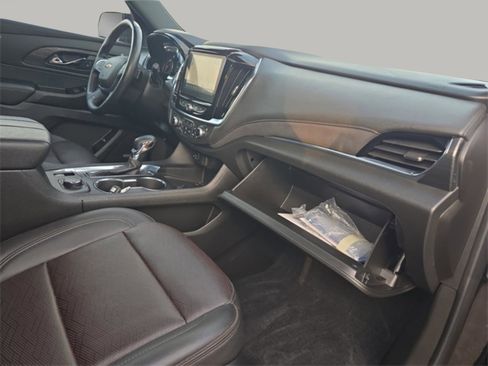 Used 2023 Chevrolet Traverse High Country w/ LPO, Floor Liner Package image 30