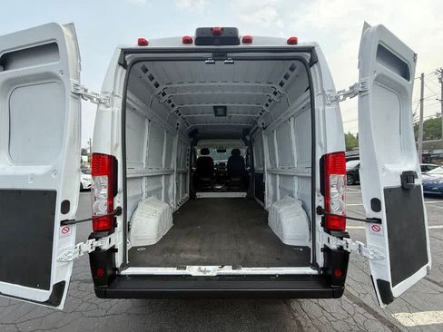 Used 2023 RAM ProMaster 2500 image 23