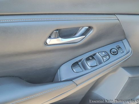 Used 2024 Nissan Sentra SV w/ All-Weather Package FWD image 14