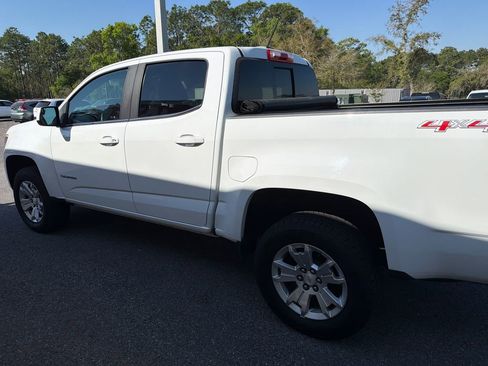 Used 2019 Chevrolet Colorado LT w/ LT Convenience Package image 9