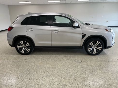 Used 2024 Mitsubishi Outlander Sport ES image 4