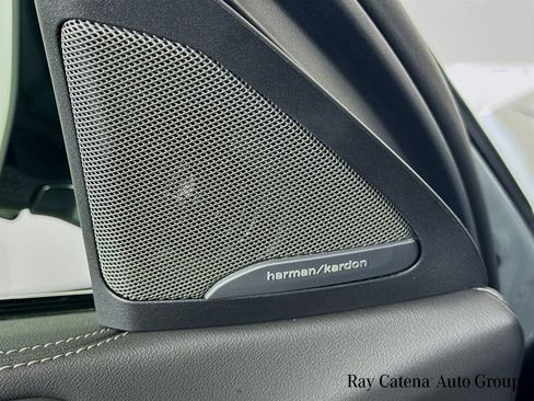 Certified 2024 BMW X6 xDrive40i w/ Premium Package image 19