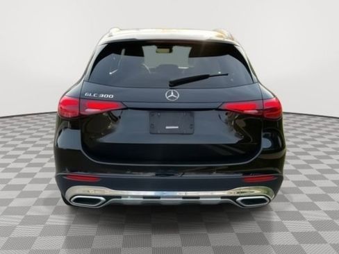 Used 2024 Mercedes-Benz GLC 300 image 6