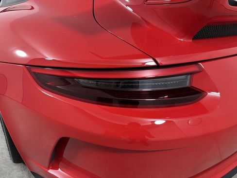 Certified 2018 Porsche 911 GT3 image 18