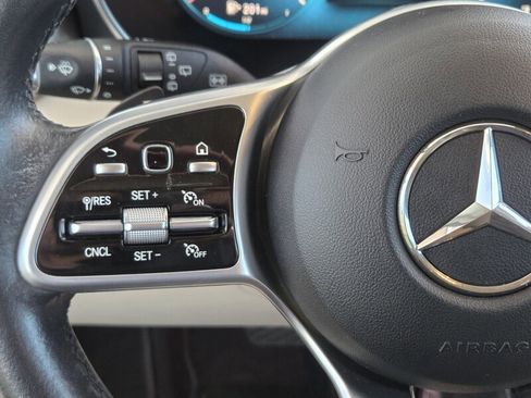 Certified 2022 Mercedes-Benz GLC 300 image 25