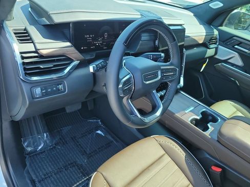 Used 2026 GMC Acadia Denali Ultimate AWD/4WD image 25