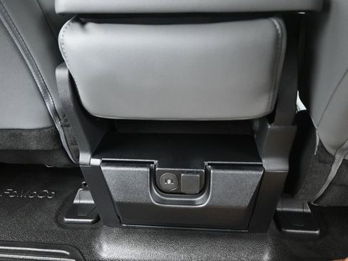 New 2025 Ford F350 XL image 21