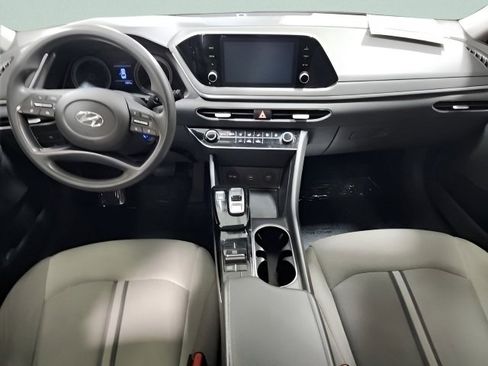 Used 2022 Hyundai Sonata SE FWD image 2