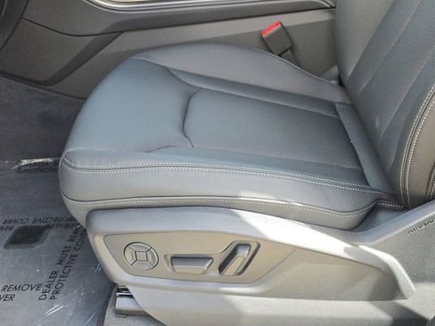 New 2026 Audi Q8 Premium Plus image 17