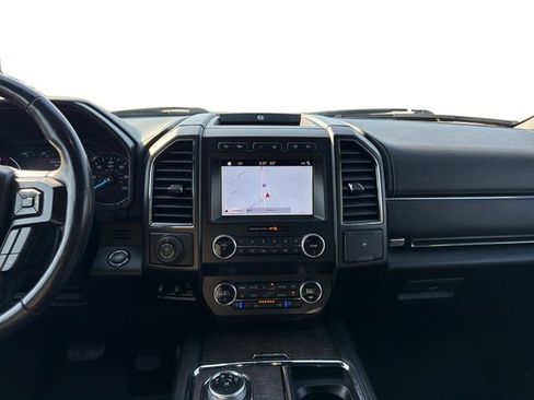 Used 2019 Ford Expedition Limited w/ Equipment Group 302A image 16