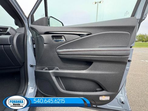 New 2026 Honda Ridgeline Black Edition image 33