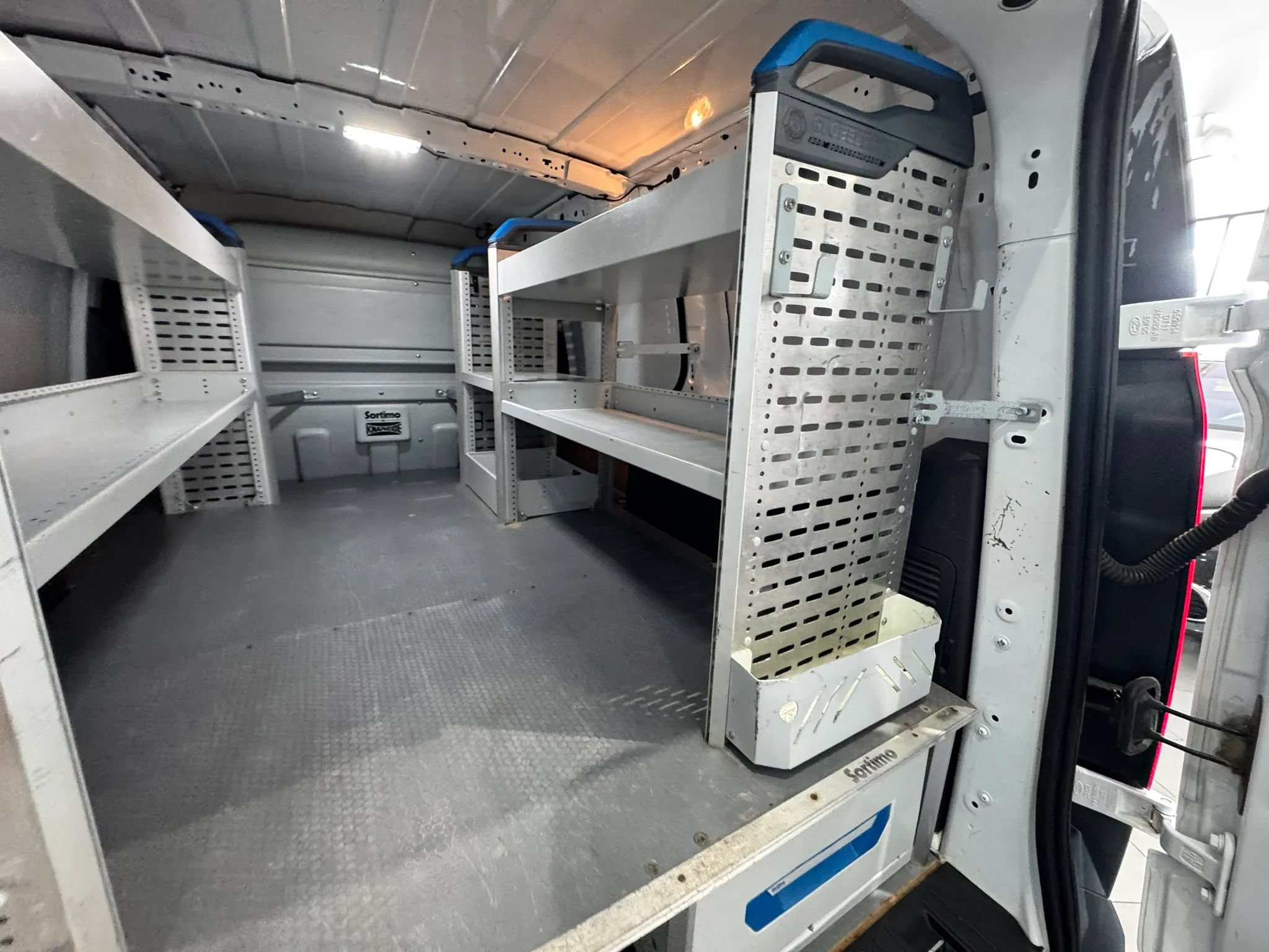 Used 2014 Ford Transit Connect XL FWD image 25