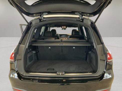 Used 2022 Mercedes-Benz GLS 450 4MATIC image 11