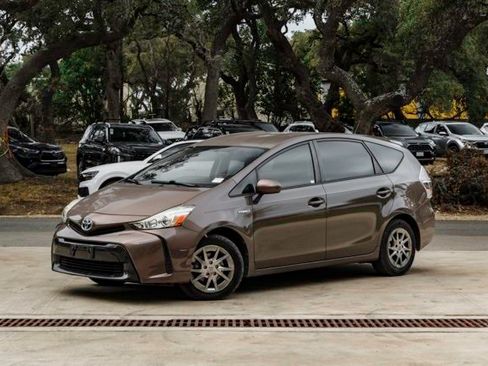Used 2015 Toyota Prius V Two image 1