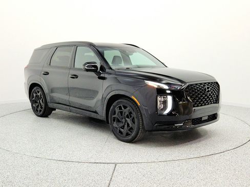Used 2022 Hyundai Palisade Calligraphy w/ Cargo Package AWD/4WD image 3