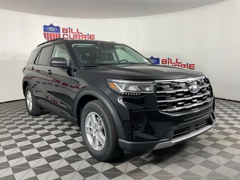 New 2026 Ford Explorer Active RWD image 1