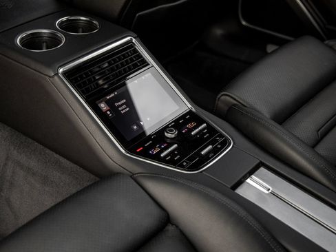 Certified 2020 Porsche Panamera 4S Executive AWD/4WD image 38