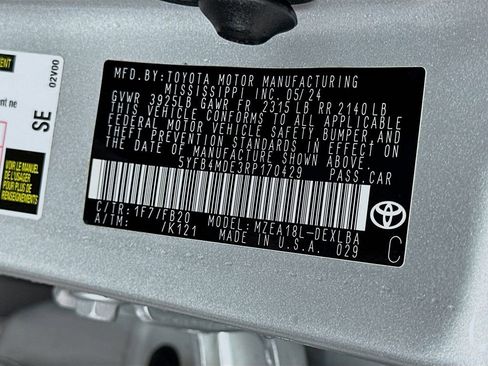 Used 2024 Toyota Corolla LE FWD image 31