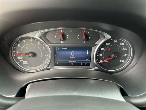 Used 2024 GMC Terrain SLE FWD image 11