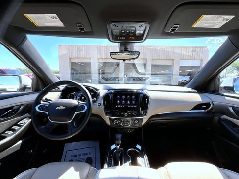 Used 2023 Chevrolet Traverse Premier AWD/4WD image 15
