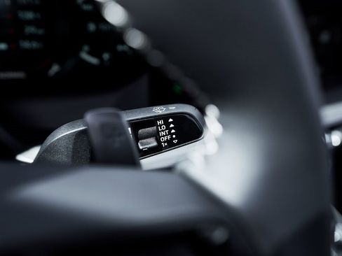 Used 2024 Porsche 911 Targa 4S w/ Premium Package image 50