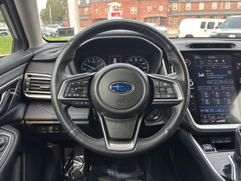 Certified 2024 Subaru Outback Limited AWD/4WD image 2