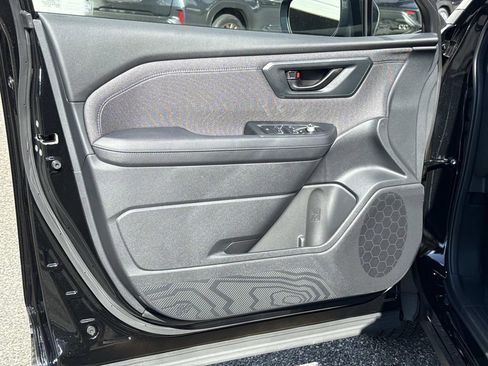 New 2025 Subaru Forester Premium image 18