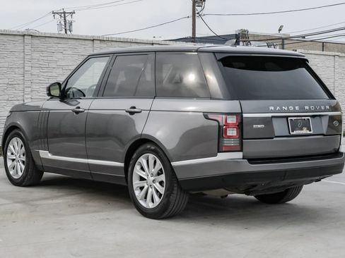 Used 2017 Land Rover Range Rover HSE image 12