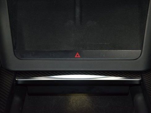 Used 2021 Tesla Model S Plaid image 32