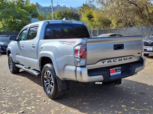 Used 2023 Toyota Tacoma TRD Sport image 7