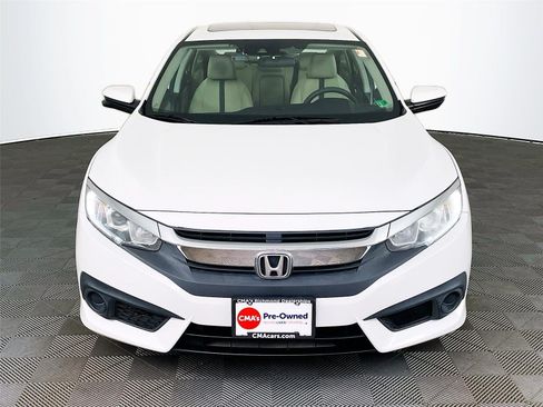 Used 2016 Honda Civic EX image 2