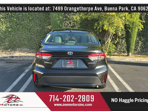 Used 2021 Toyota Corolla LE FWD image 8