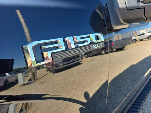 Used 2019 Ford F150 XLT w/ Trailer Tow Package AWD/4WD image 9