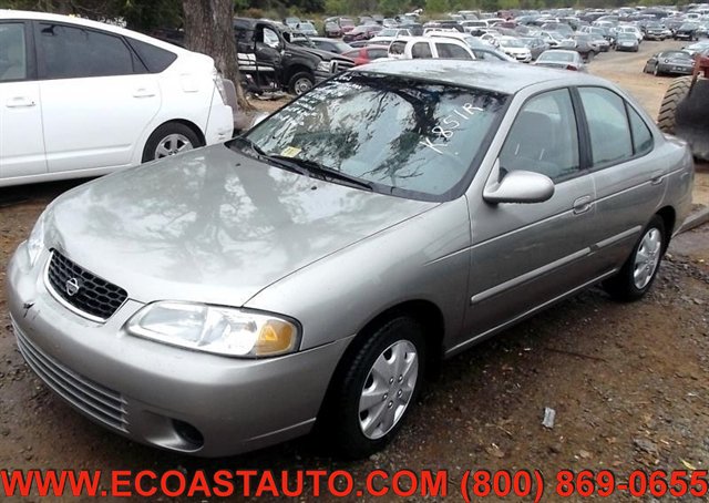 Used 2002 Nissan Sentra GXE FWD image 2
