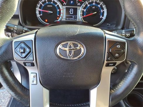 Used 2015 Toyota 4Runner SR5 image 24